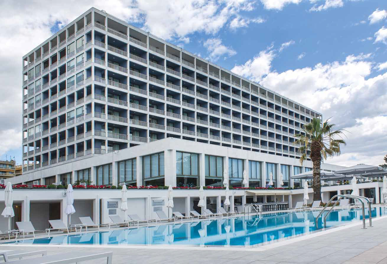 pool hotel
